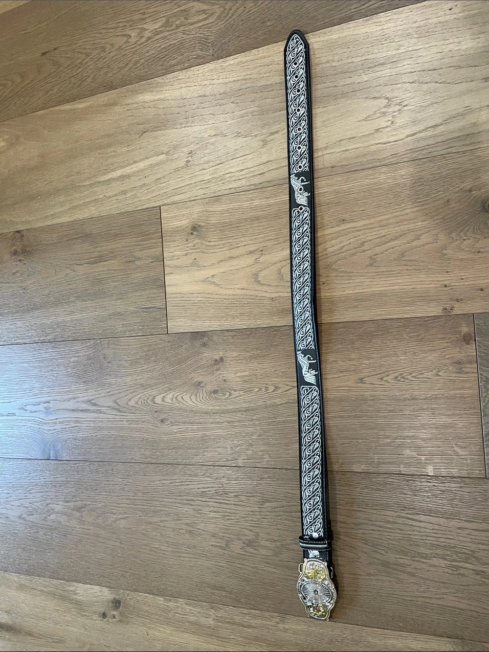 Black & Silver Wester Belt Embroidered Size 38 Unisex